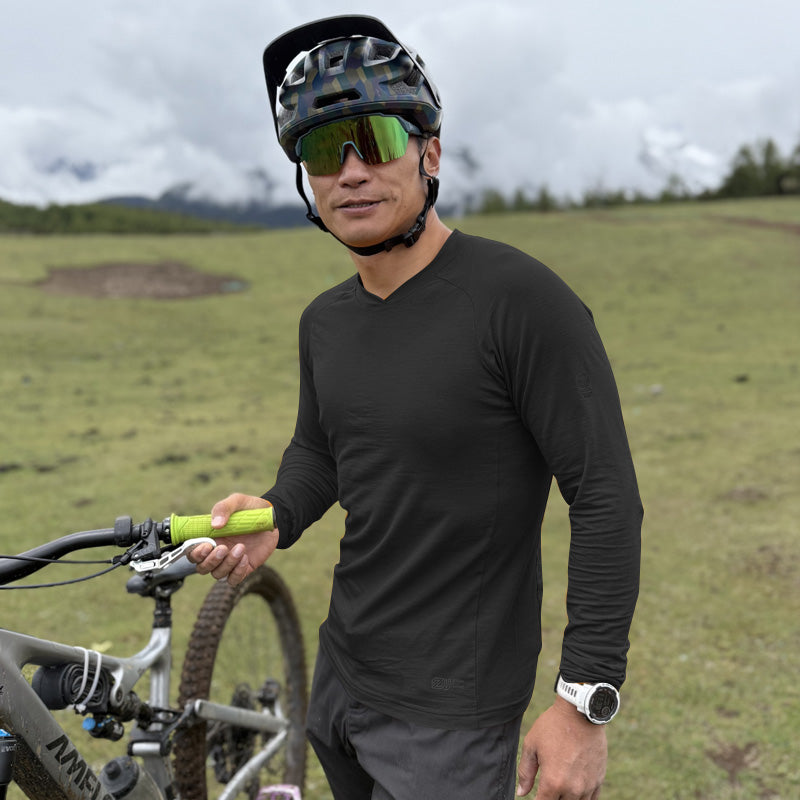 17.5μm Men‘s Long-Sleeved Merino Wool Shirt (150g)